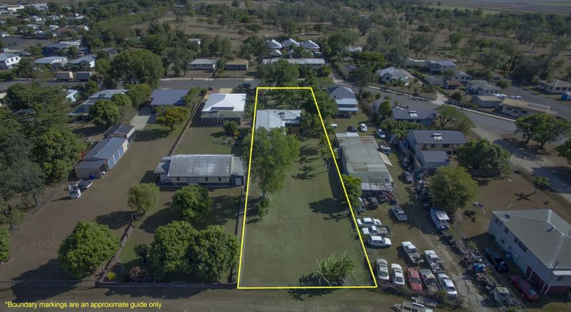 Photo - 85 Faust Street, Proserpine QLD 4800 - Image 3