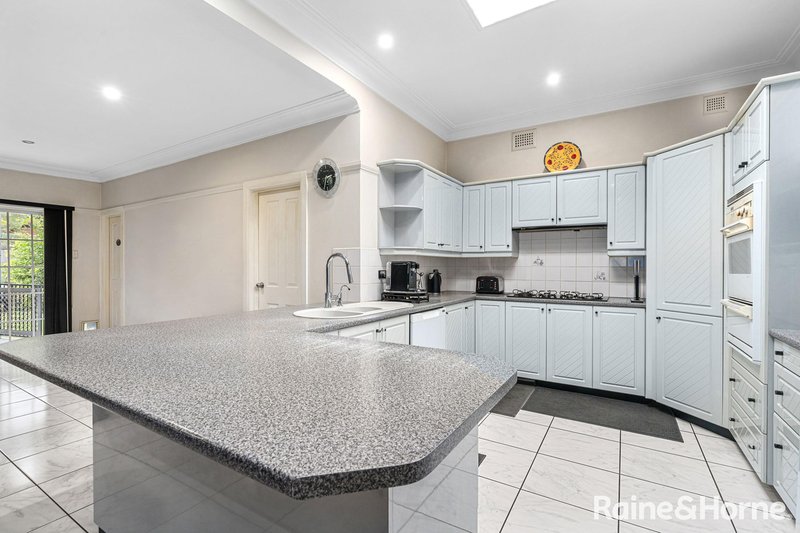 Photo - 85 Floss Street, Hurlstone Park NSW 2193 - Image 4