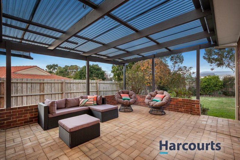 Photo - 85 Fraser Crescent, Wantirna South VIC 3152 - Image 10