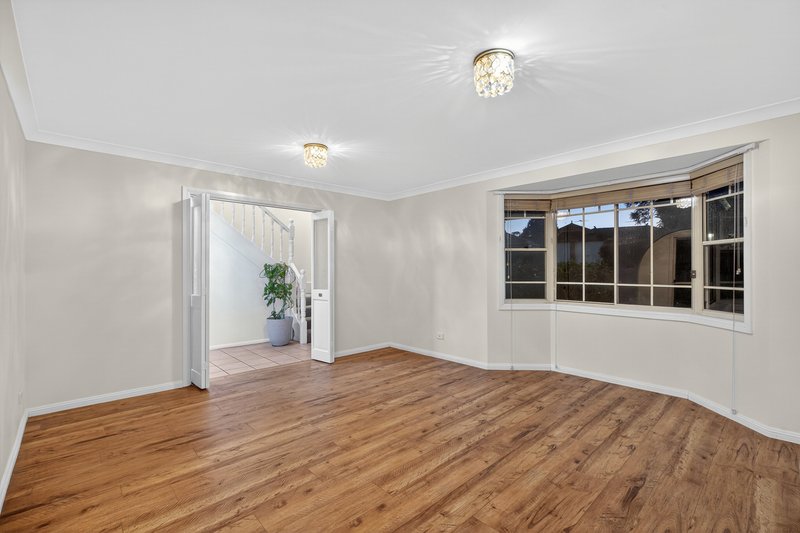 Photo - 85 Freeman Circuit, Ingleburn NSW 2565 - Image 10