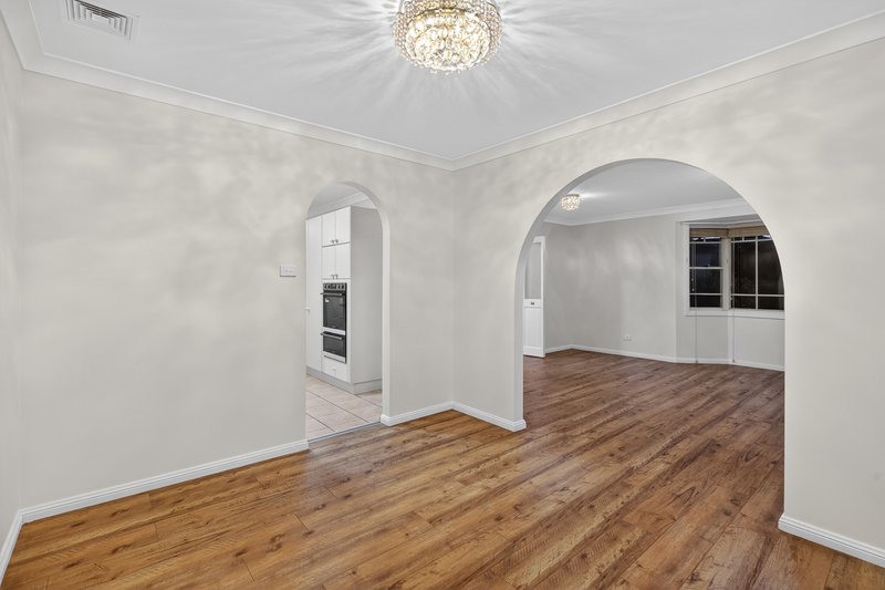 Photo - 85 Freeman Circuit, Ingleburn NSW 2565 - Image 11