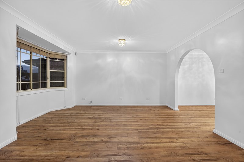 Photo - 85 Freeman Circuit, Ingleburn NSW 2565 - Image 12