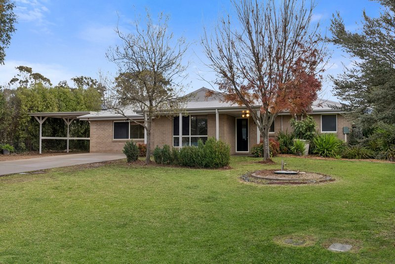 Photo - 85 Jim Bradley Crescent, Uriarra Village ACT 2611 - Image 3