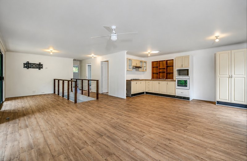 Photo - 85 Kinabalu Drive, Tamborine Mountain QLD 4272 - Image 2