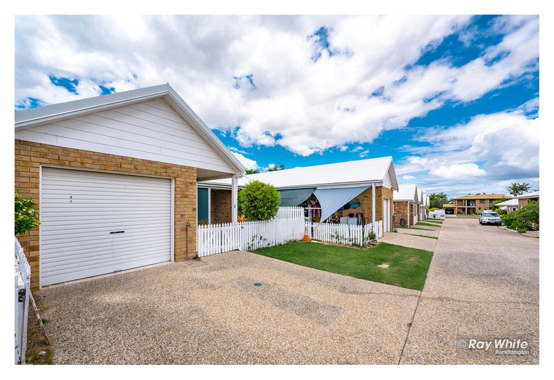 Photo - 8/5 Kingfisher Parade, Norman Gardens QLD 4701 - Image 20