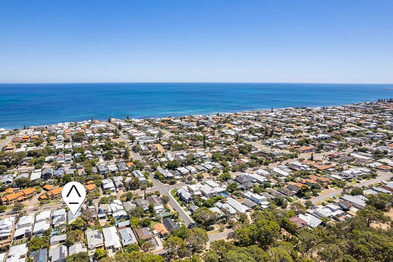 Photo - 85 Kitchener Street, Trigg WA 6029 - Image 32