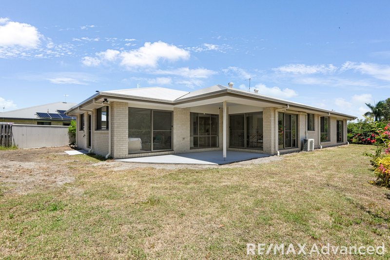 Photo - 85 Lakeside Crescent, Ningi QLD 4511 - Image 2