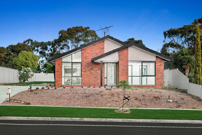 Photo - 85 Lesdon Avenue, Cranbourne VIC 3977 - Image 5