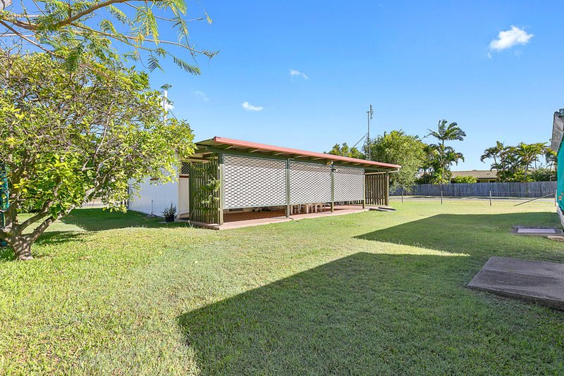 Photo - 85 Limpus Street, Urangan QLD 4655 - Image 17