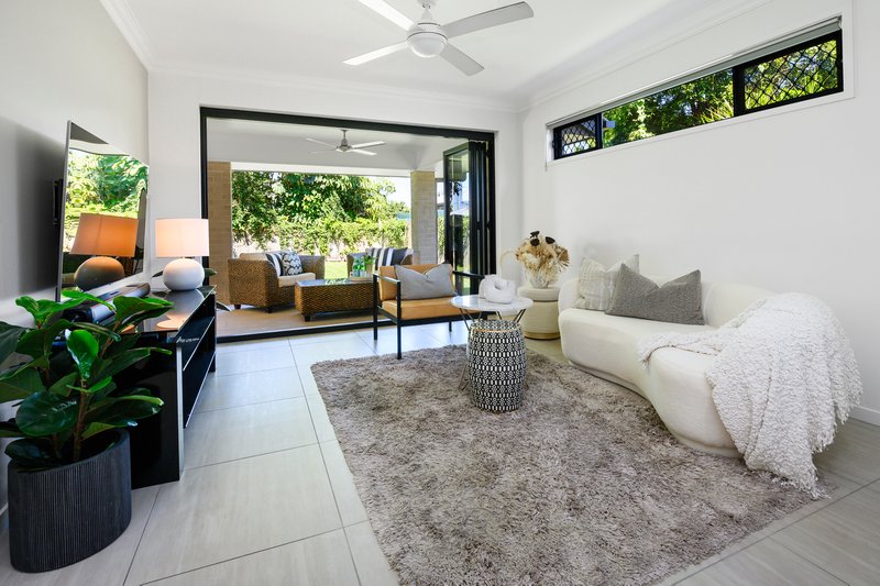 Photo - 85 Lumley Street, Upper Mount Gravatt QLD 4122 - Image 4