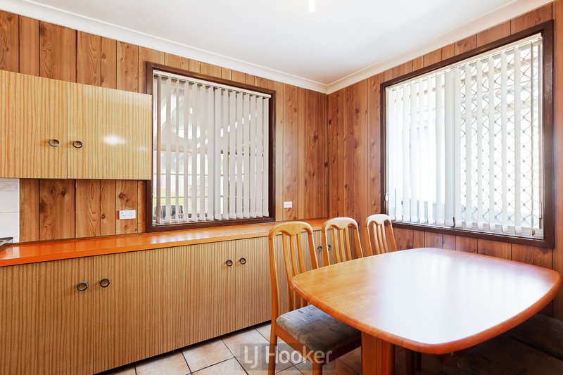 Photo - 85 Mahogany Crescent, Gateshead NSW 2290 - Image 5