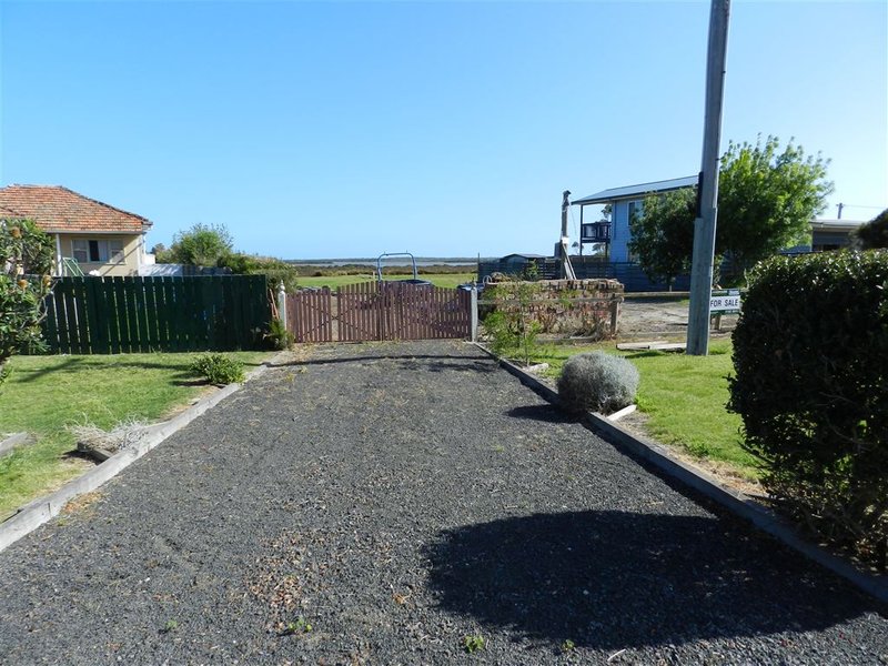 85 Mcloughlins Road, Mcloughlins Beach VIC 3874