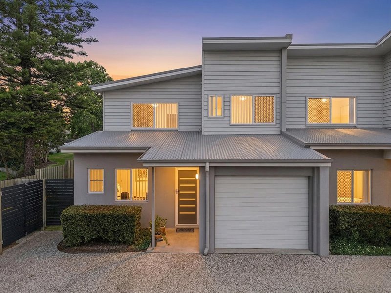 Photo - 8/5 Messines Street, Harlaxton QLD 4350 - Image 1