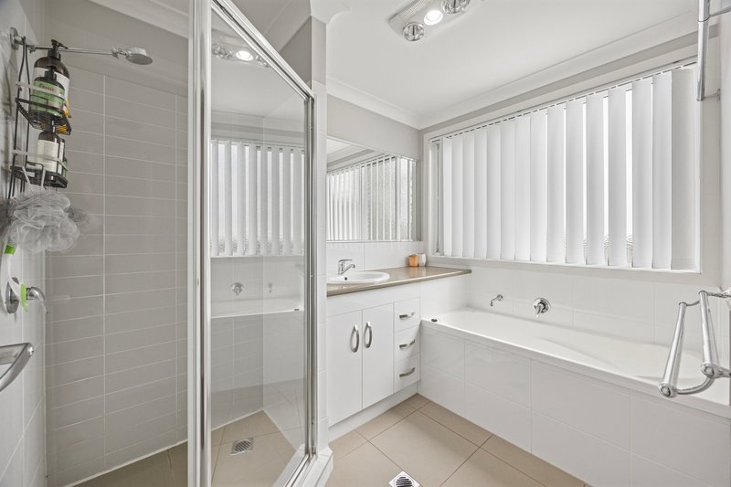 Photo - 8/5 Messines Street, Harlaxton QLD 4350 - Image 17