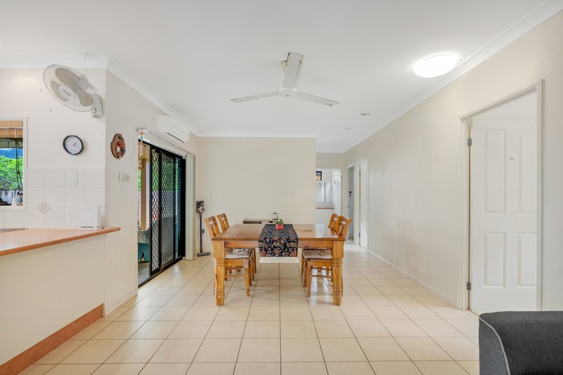 Photo - 85 Michaelangelo Drive, Redlynch QLD 4870 - Image 5