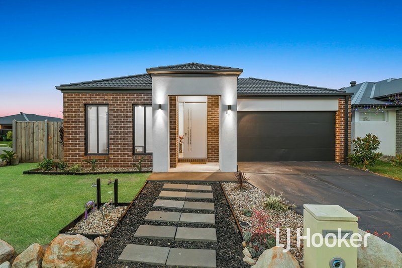 85 Moxham Drive, Clyde North VIC 3978