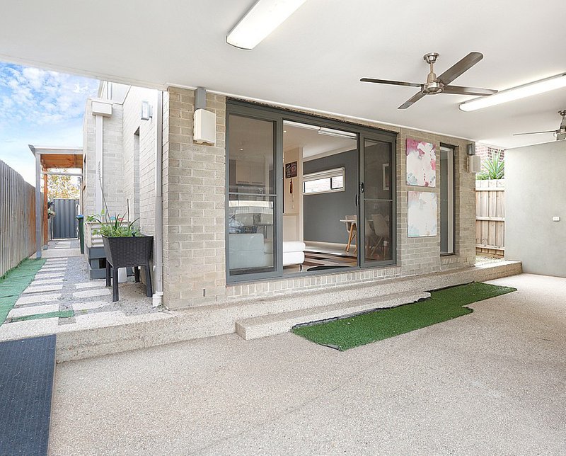 Photo - 85 Neptune Drive, Point Cook VIC 3030 - Image 6