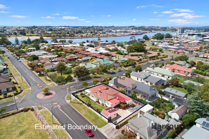 Photo - 85 North Fenton Street, Devonport TAS 7310 - Image 2