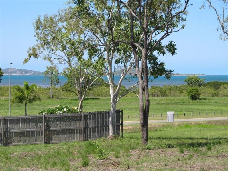 Photo - 85 Ocean View Drive, Bowen QLD 4805 - Image 6