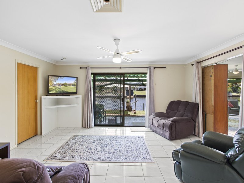 Photo - 85 Oleander Dr , Bongaree QLD 4507 - Image 5