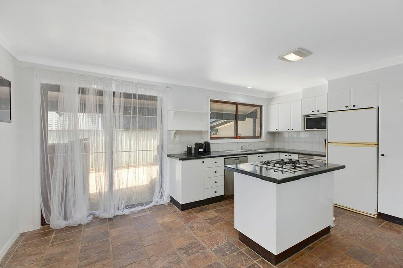 Photo - 85 Platypus Road, Berkeley Vale NSW 2261 - Image 3