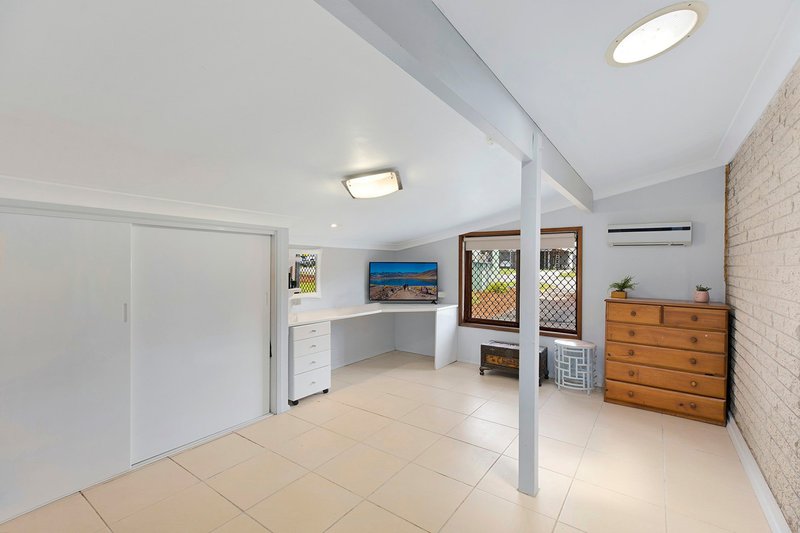 Photo - 85 Platypus Road, Berkeley Vale NSW 2261 - Image 6