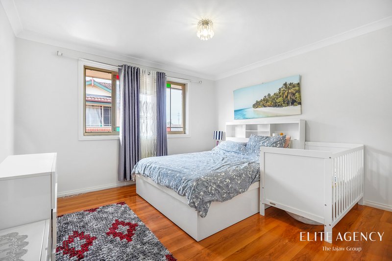 Photo - 8/5 Railway Street, Guildford NSW 2161 - Image 2