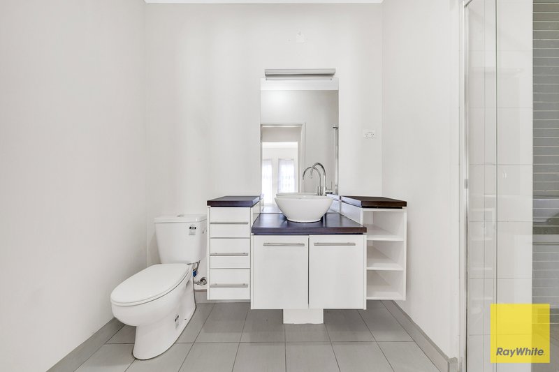 Photo - 85 Rippleside Terrace, Tarneit VIC 3029 - Image 9