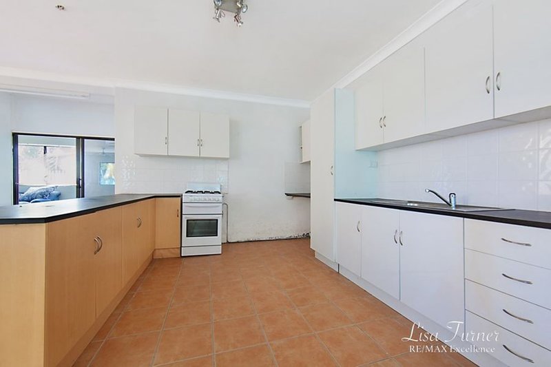 Photo - 85 Robertson Street, Railway Estate QLD 4810 - Image 9