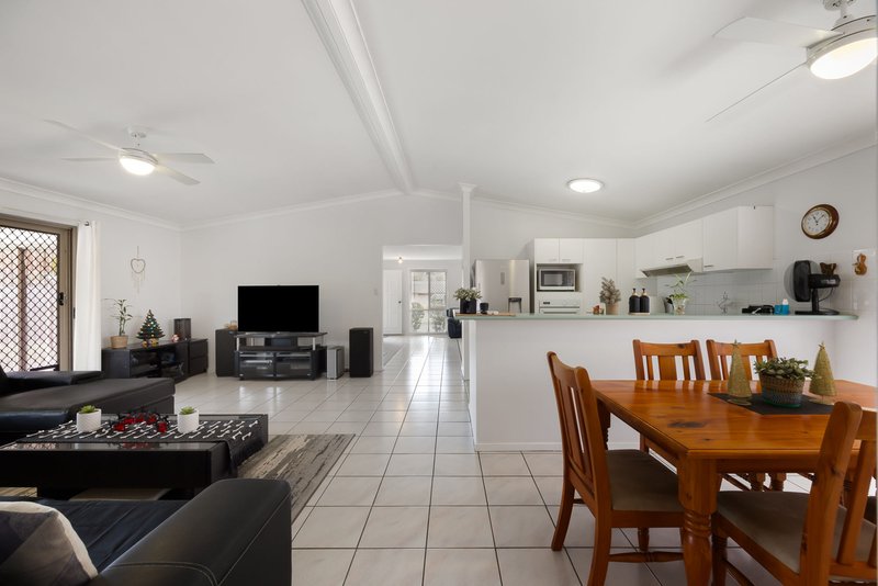 Photo - 85 Sophy Crescent, Bracken Ridge QLD 4017 - Image 15