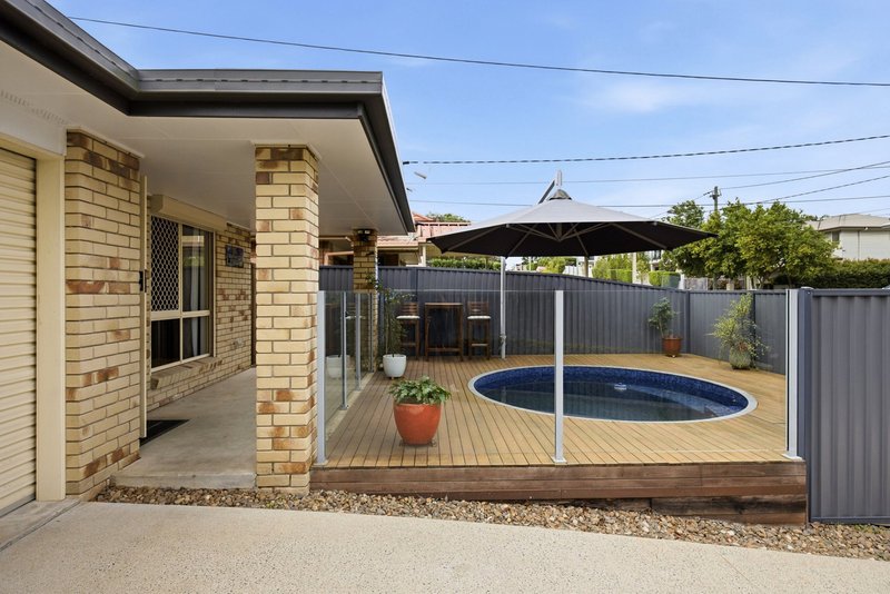Photo - 85 Southwick Street, Wynnum QLD 4178 - Image 2