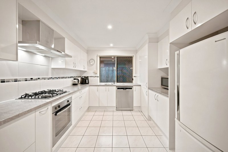 Photo - 85 Southwick Street, Wynnum QLD 4178 - Image 5