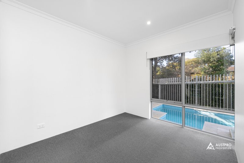 Photo - 85 Stanley Street, Scarborough WA 6019 - Image 4