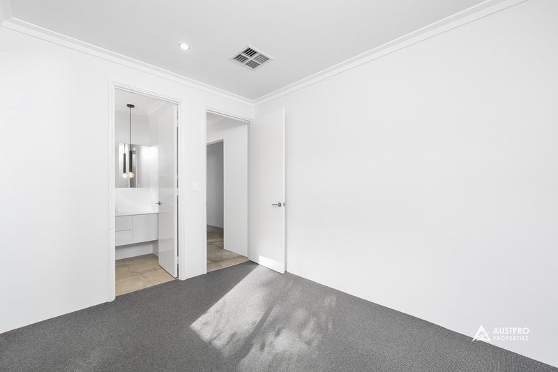 Photo - 85 Stanley Street, Scarborough WA 6019 - Image 7