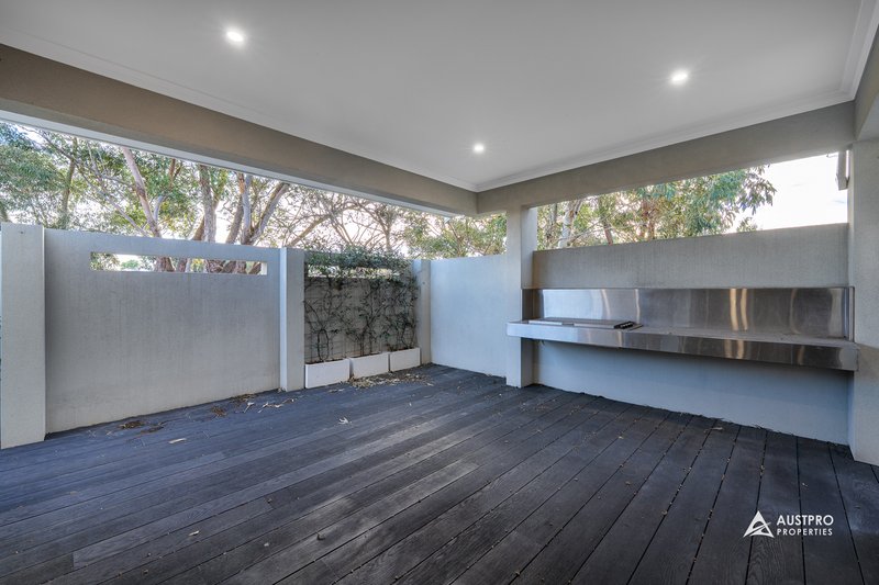 Photo - 85 Stanley Street, Scarborough WA 6019 - Image 29