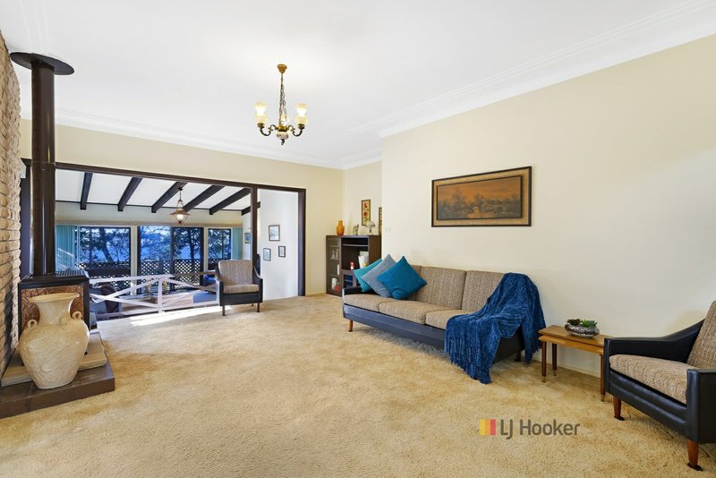 Photo - 85 Sunrise Avenue, Halekulani NSW 2262 - Image 6