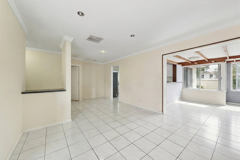 Photo - 85 Watling Avenue, Lynwood WA 6147 - Image 3