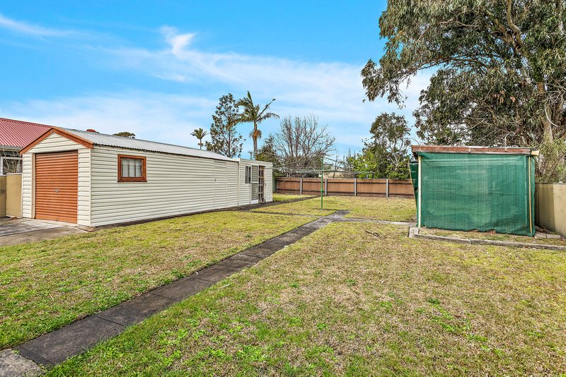 Photo - 85 Wentworth Street, Oak Flats NSW 2529 - Image 6