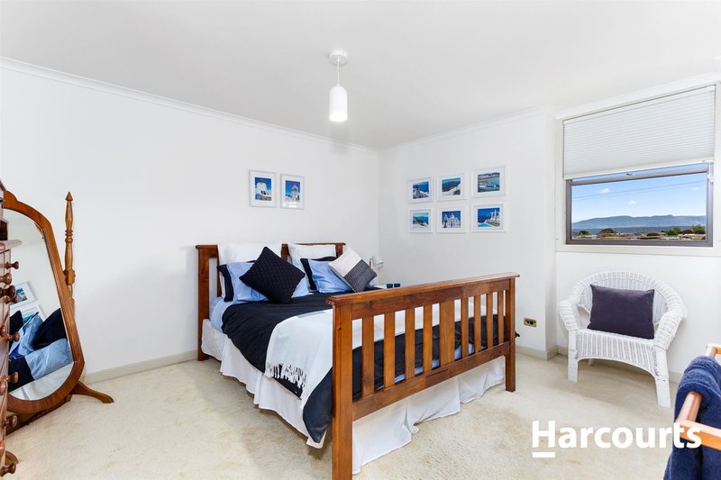 Photo - 85 West Barrack , Deloraine TAS 7304 - Image 5