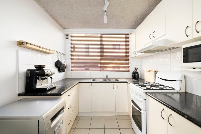 Photo - 8/51 Howard Avenue, Dee Why NSW 2099 - Image 3