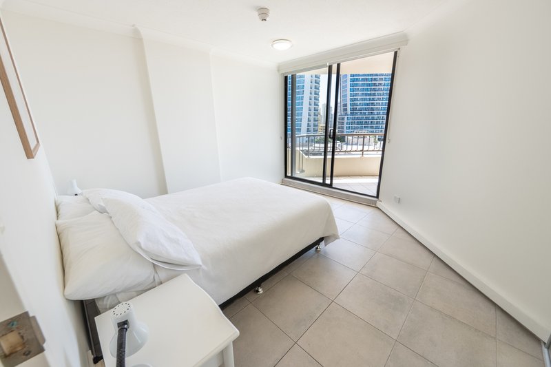 Photo - 851/3142 Surfers Paradise Boulevard, Surfers Paradise QLD 4217 - Image 11