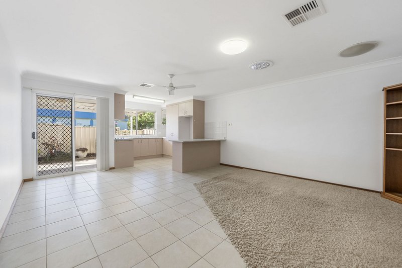 Photo - 8/52 Bold Street, Laurieton NSW 2443 - Image 4