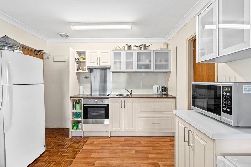 Photo - 8/52 Hopetoun Street, Oak Flats NSW 2529 - Image 2