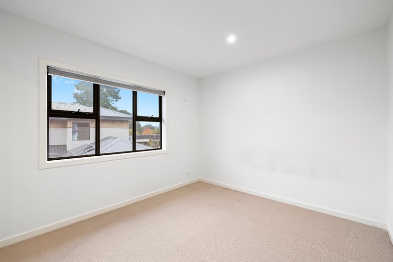 Photo - 8/520 Mitcham Road, Mitcham VIC 3132 - Image 11