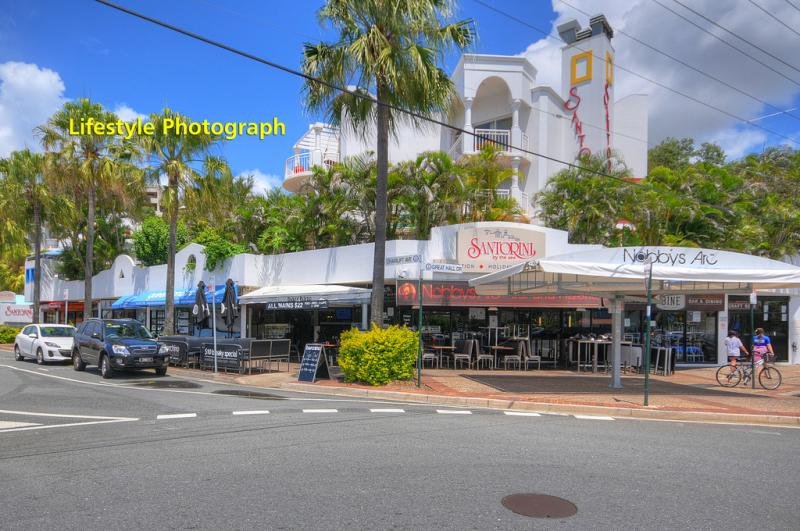 Photo - 8/54-56 Karbunya Street, Mermaid Waters QLD 4218 - Image 14