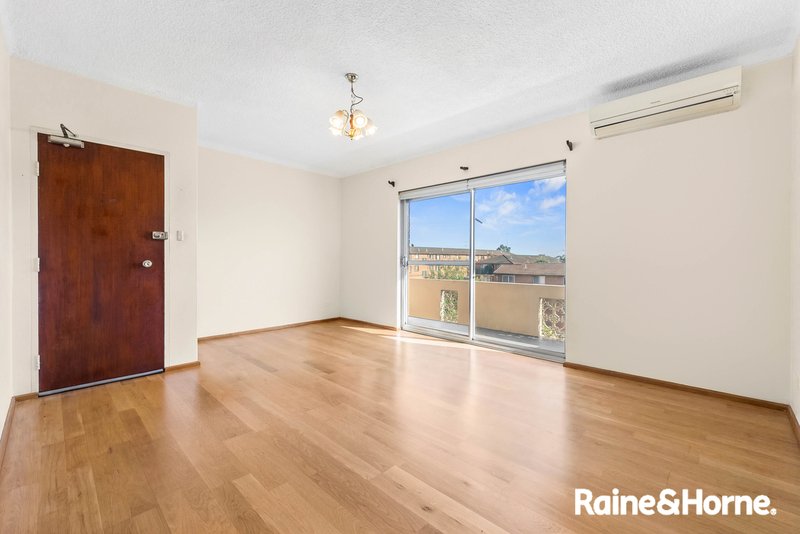 Photo - 8/55 Cumberland Street, Cabramatta NSW 2166 - Image 2