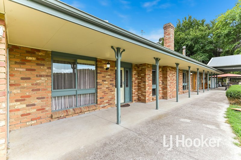 Photo - 855 Toomuc Valley Road, Pakenham Upper VIC 3810 - Image 3