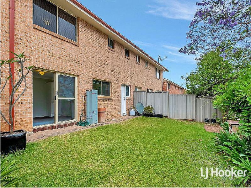 Photo - 8/56 Hillcrest Road, Quakers Hill NSW 2763 - Image 6