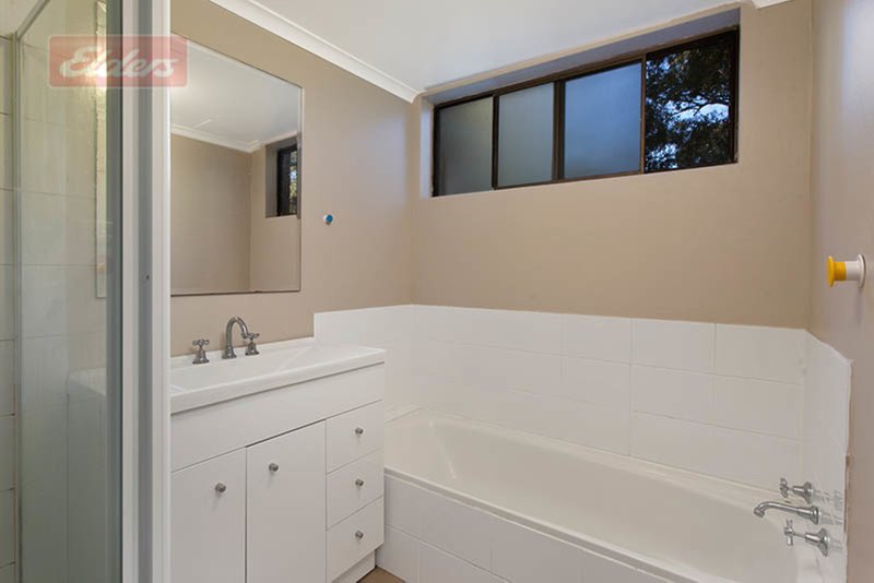 Photo - 8/57 Auburn Street, Sutherland NSW 2232 - Image 4