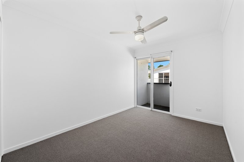 Photo - 8/57 Shayne Avenue, Deception Bay QLD 4508 - Image 11